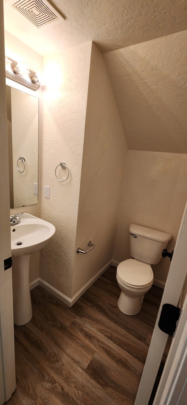 Mountain View Duplexes, Ponderay, LLC Apartments in Ponderay, ID