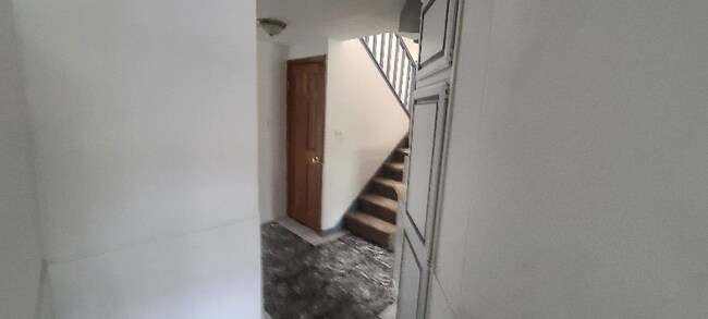 Foto del edificio - 1326 S Payne St