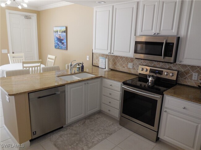 Foto del edificio - 6069 Islandwalk Blvd