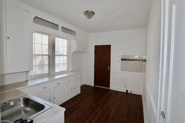 Building Photo - 2 br, 1 bath House - 2514 Inglis St