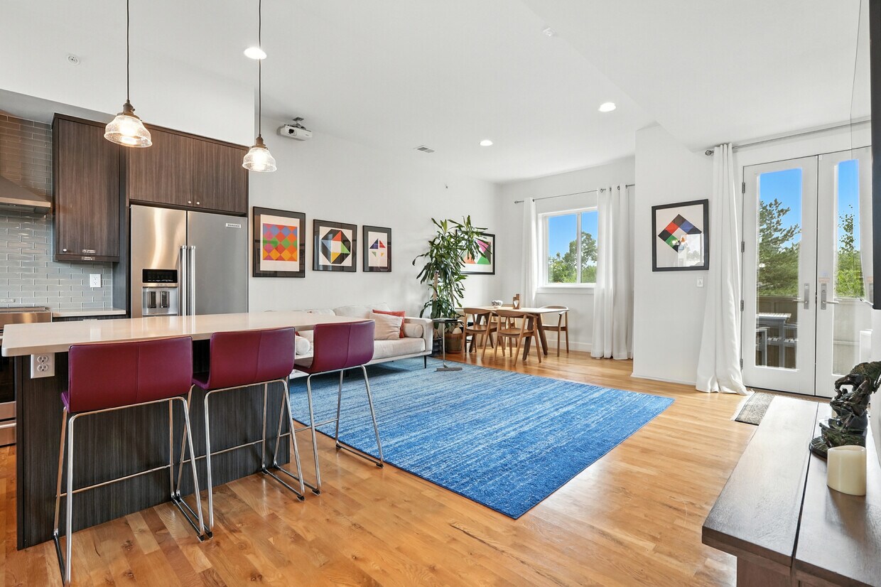 Foto principal - 2530 28th St