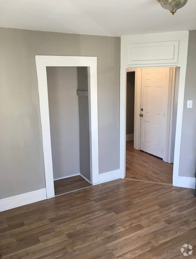 West Central Apartments for Rent with Hardwood Floors Fort Wayne, IN