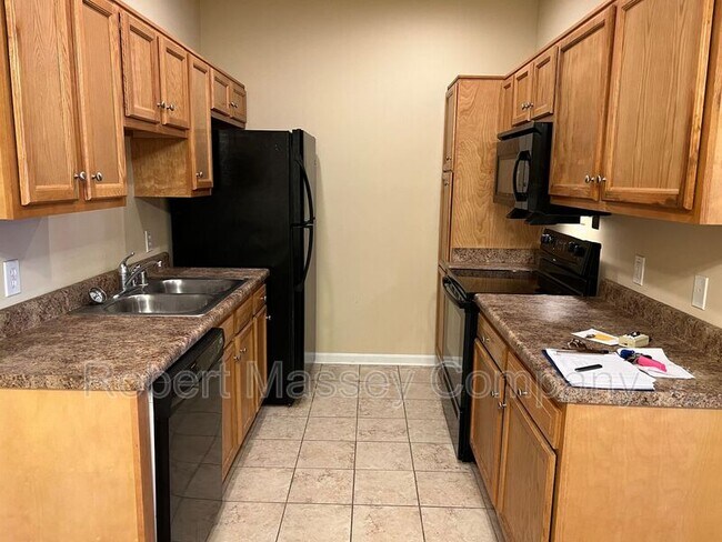 Foto del edificio - 12500 Townepark Way