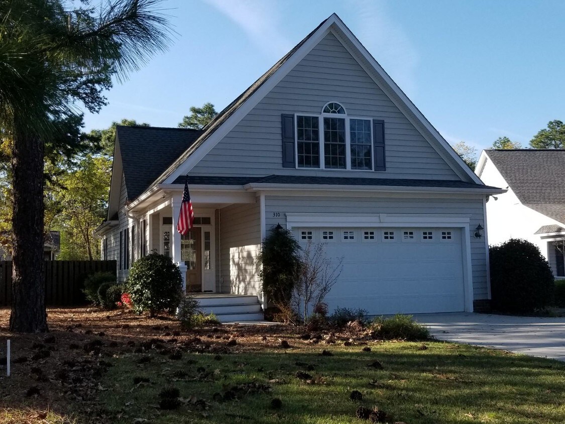 Primary Photo - 310 Surry Cir S