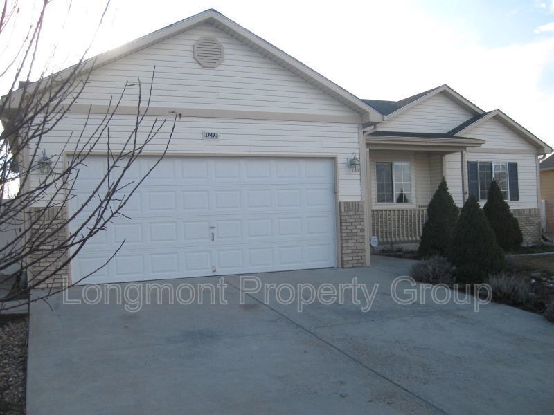 Primary Photo - 17475 Margil Rd
