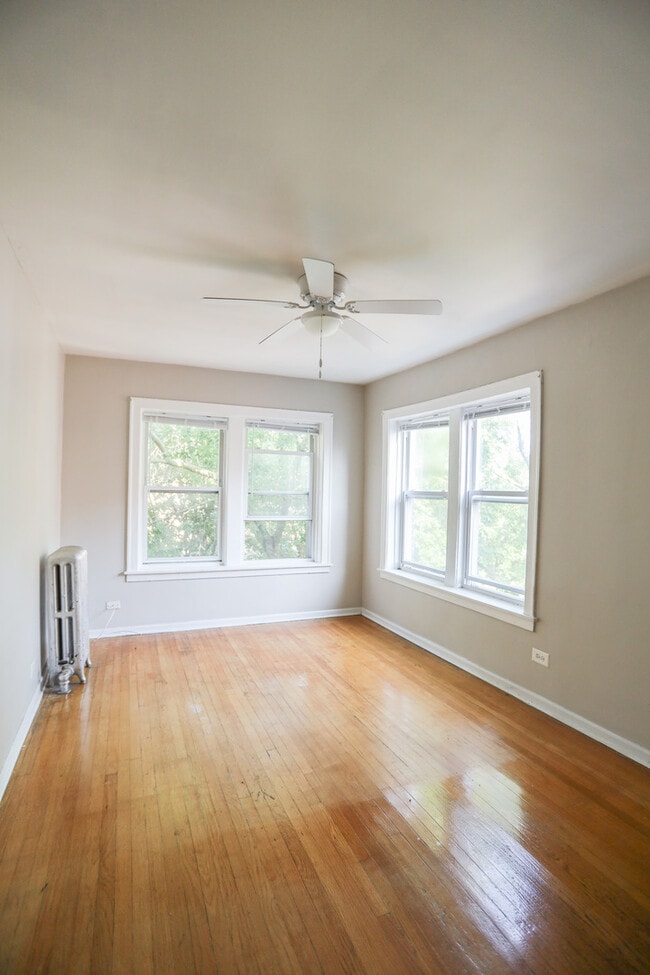 Building Photo - 5051 N Glenwood Ave