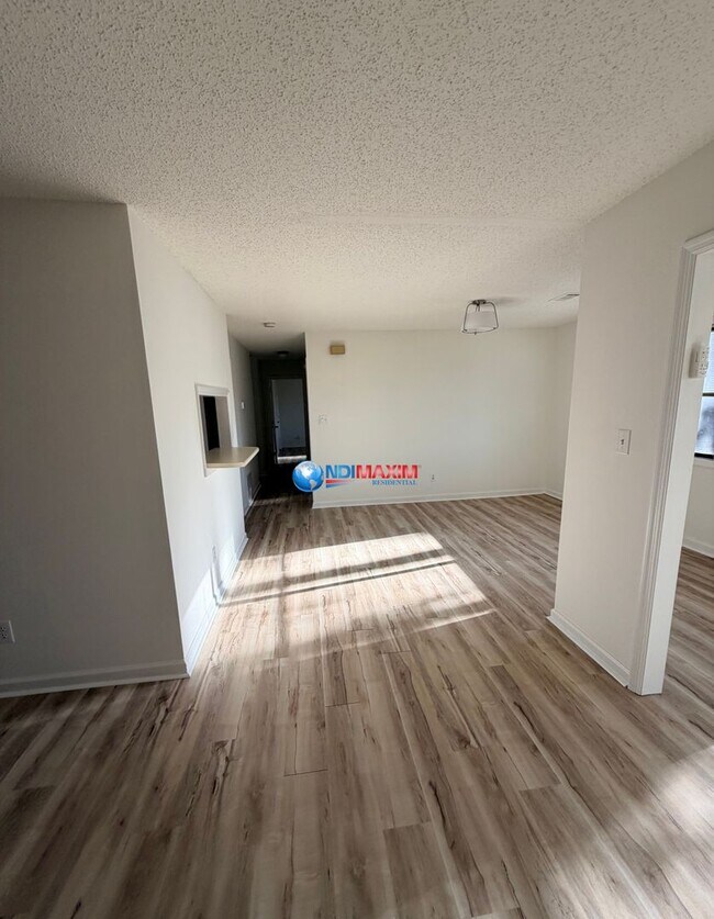 Foto del edificio - Renovated townhouse in Peachtree Corners