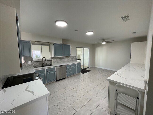 Foto del edificio - 623 Don Vincente Dr