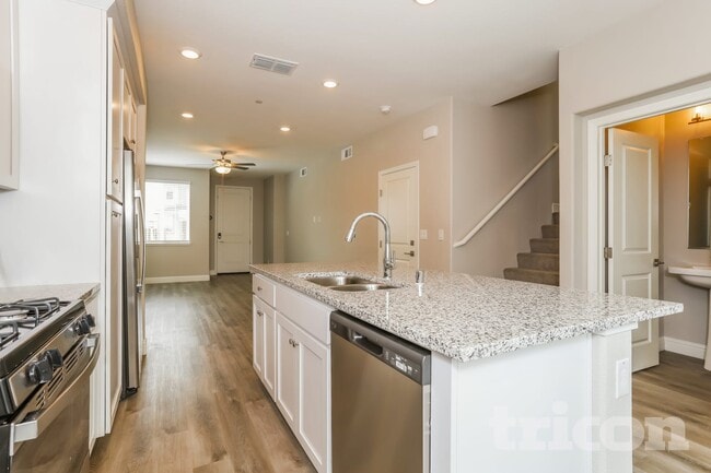 Interior Photo - Tricon Twelve Bridges