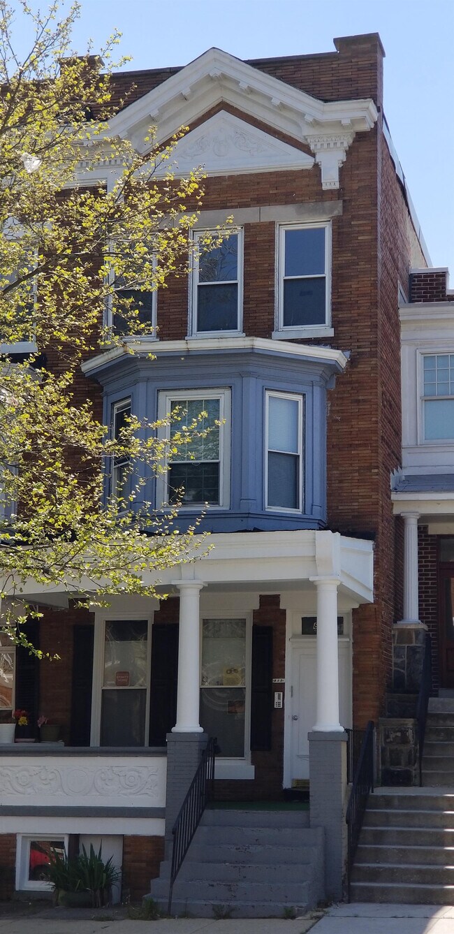 Building Photo - 817 Whitelock St