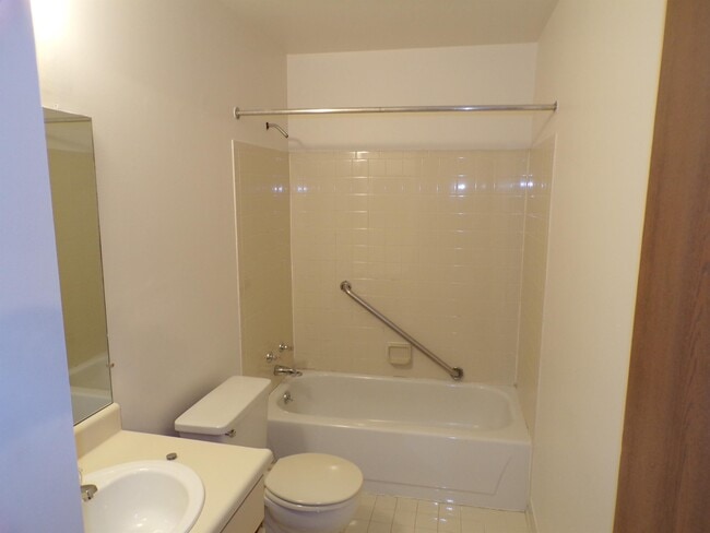 Building Photo - 3755 Heritage Pkwy