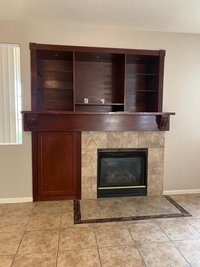 Foto del edificio - Beautiful 3 bedroom Condo in Summerlin- 2 weeks Free!!