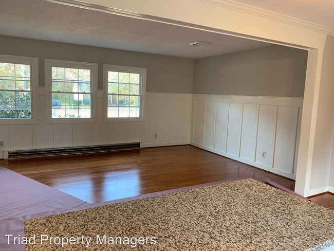 Foto del edificio - 3 br, 2 bath House - 6910 Bronco Lane