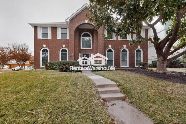 Foto del edificio - Renovated Home is Established Plano Neighborhood