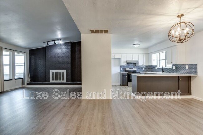 Foto del edificio - 612 NW 139th St