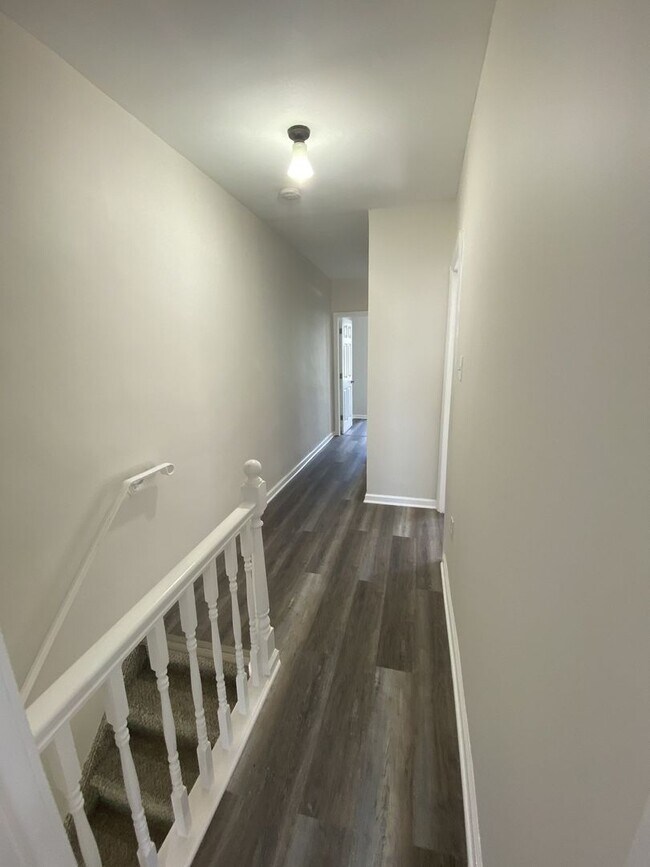 Foto del edificio - Spacious 3BD/1BA West Philly (PHA)