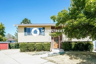 Building Photo - 348 W 2400 S