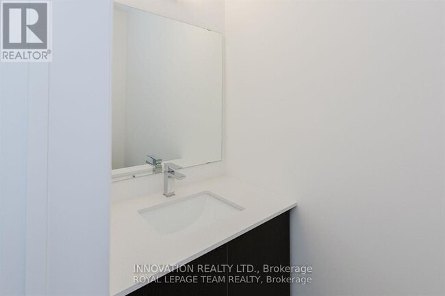 Building Photo - 127 Succession Ct