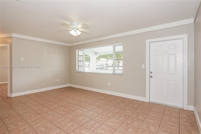 Foto del edificio - 7667 Miramar Pkwy