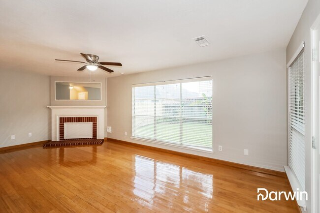 Building Photo - 8955 Dawnridge Dr