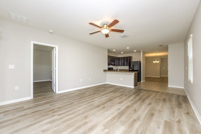 Foto del edificio - 10220 Mangrove Well Rd