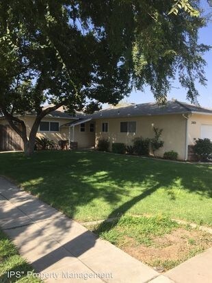 Building Photo - HOME AT 3805 E Ashcroft Ave Fresno CA 93726