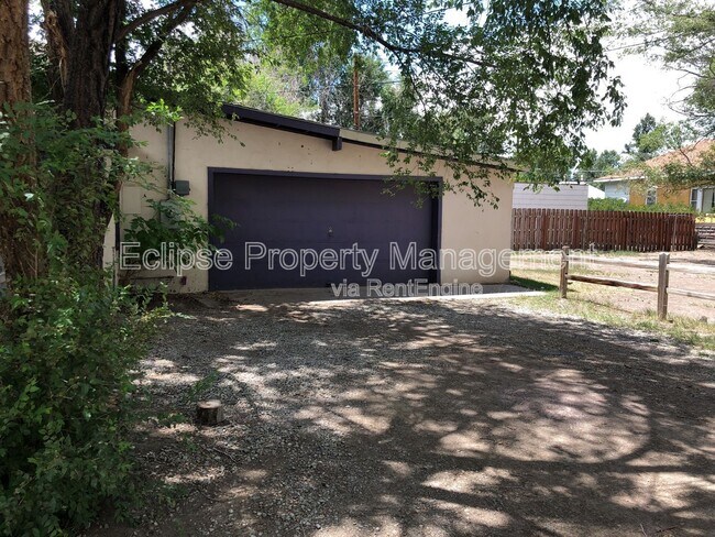 Foto del edificio - 721 3rd St