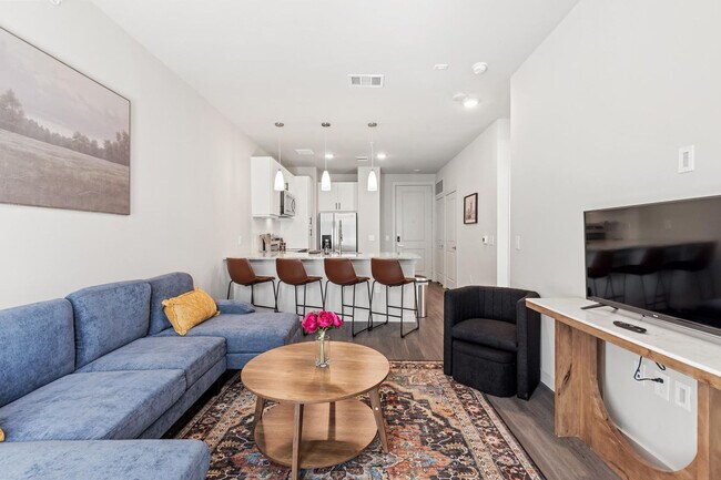 Foto del edificio - 5820 1/2 Cameron Rd