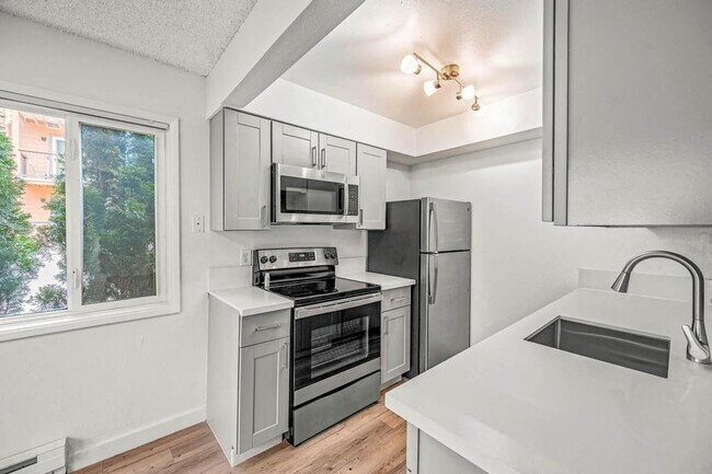 Foto del edificio - Alpine by Trion Living