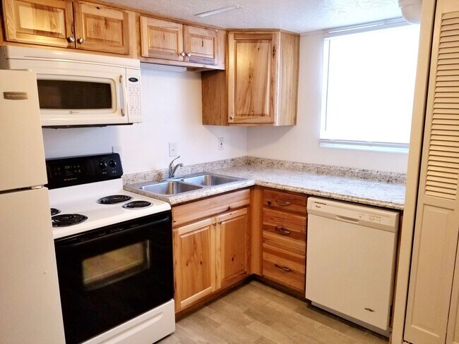 Foto del edificio - 85 Princeton Ave