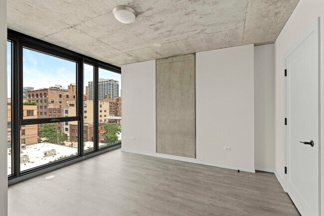 Foto del edificio - 661 N Wells St
