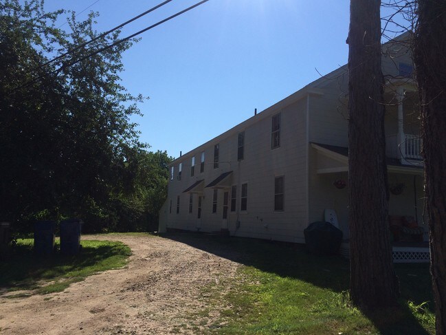 Building Photo - 4 Dowd Ave