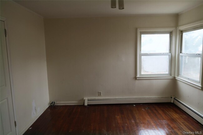 Building Photo - 173 Aspen Rd