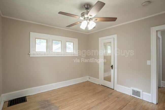 Foto del edificio - 4126 N Girard Ave