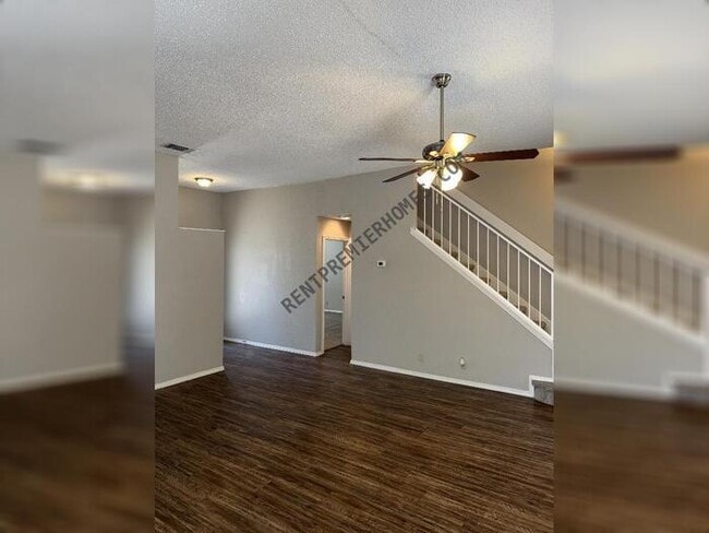 Building Photo - 5711 Sun Canyon Dr