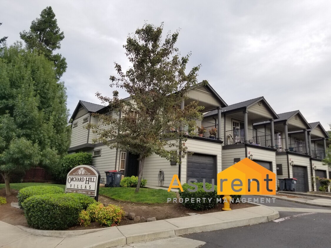 Foto principal - 2200 E Barnett Rd