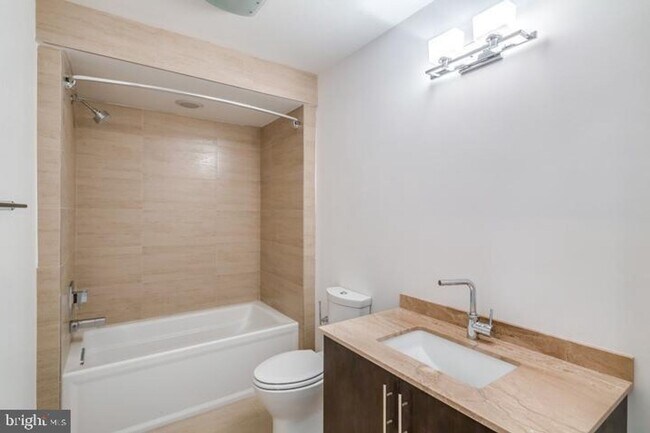 Foto del edificio - Fishtown Townhome