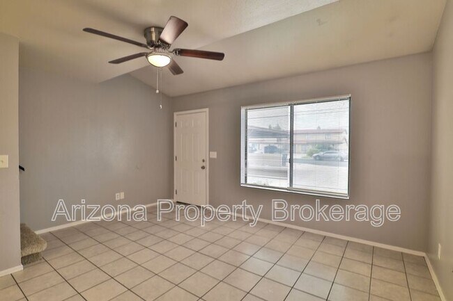 Building Photo - 6144 E Glencove St