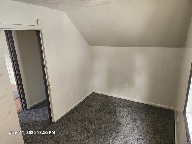 Bedroom 2 - 1111 University Ave