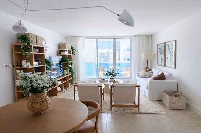 Foto del edificio - 2301 Collins Ave