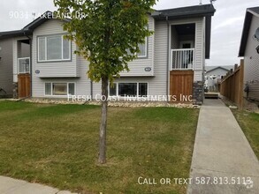 Building Photo - 9031 Lakeland Dr