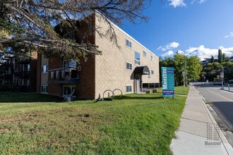 Building Photo - Sunalta 11