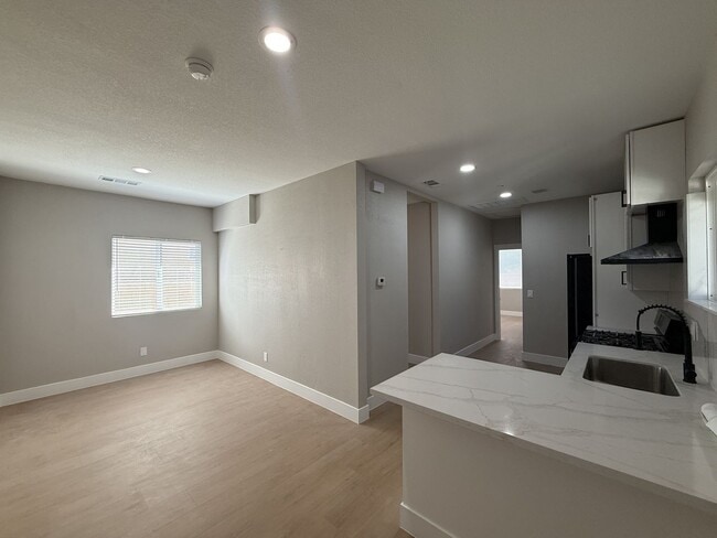 Building Photo - Lancaster Remodeled 3 bedroom ADU - Available Now!