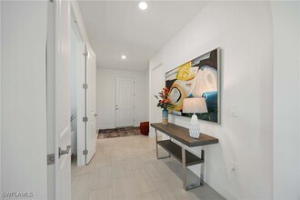 Building Photo - 9268 Cormorant Dr