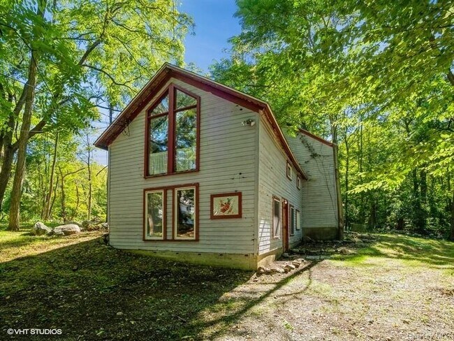 Building Photo - 151 Horton Rd