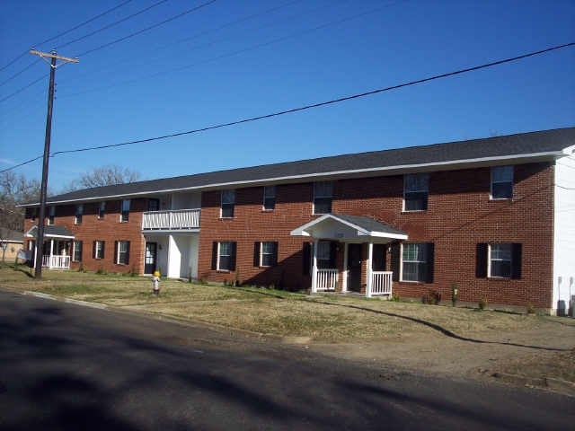 Primary Photo - 1220 Texas St
