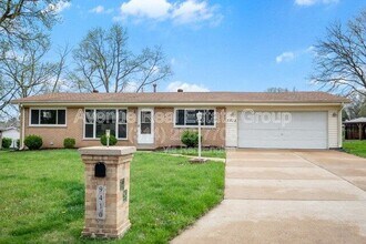 Building Photo - 9410 Cimarron Ct