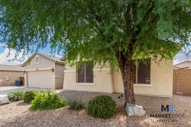 Foto del edificio - 4Bed/2Bath House at Greenway Rd/175th Ave!...