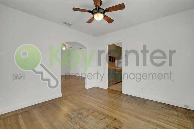 Foto del edificio - 2630 X St