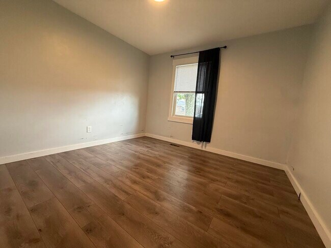 Foto del edificio - 408 Foxwood Dr
